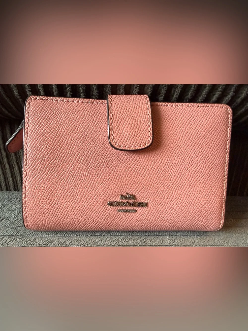 READ Coach Blush Pink Pebbled Leather Snap Wallet Crossgrain